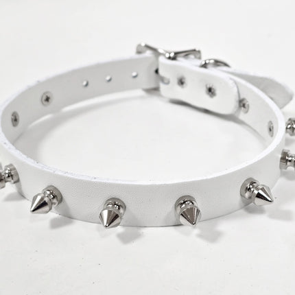 CK134WHITE  WHITE LEATHER SPIKE CHOKER