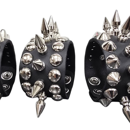 BC138  1/2" STUUDED 1" SPIKE 1 3/4" SNAP BRACELET