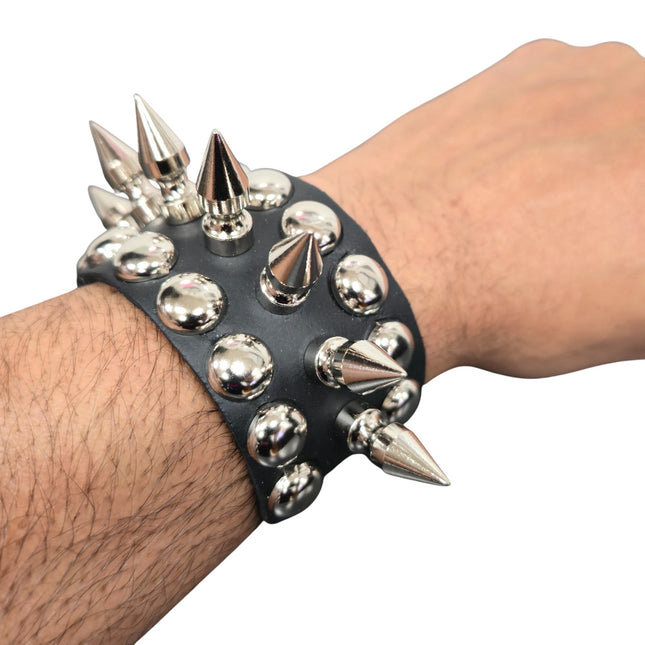 BC186  1" SPIKE 1/2" ROUND STUDDED 1 1/4" WIDE BUCKLE BRACELET