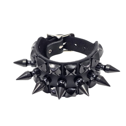 BC186PMD  1/2" PYRAMID STUUDED 1" SPIKE 1 3/4" BUCKLE BRACELET