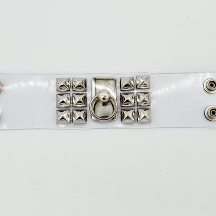 BC463VN-CLR  STUDDED METAL PLATE O RING CUFF
