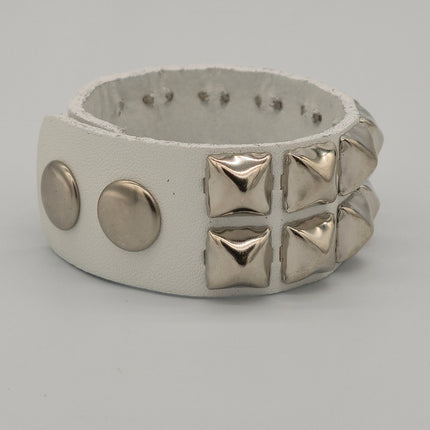 BC112WHT 2 ROW 1/2" BLACK PYRAMID STUD WHITE LEATHER BRACELET