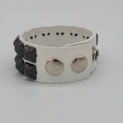 BC112WHT 2 ROW 1/2" BLACK PYRAMID STUD WHITE LEATHER BRACELET