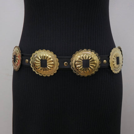 BT577 LARGE CONCHO 1 1/4" WIDE BELT