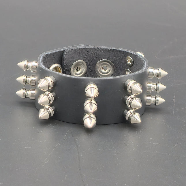 BC206 SPIKE  SNAP BRACELET WITH 2 ROW 1/2" SPIKES