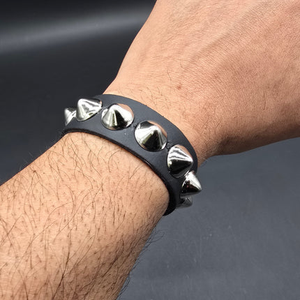 BC194 1 ROW 1/2" STUDDED  SNAP BRACELET