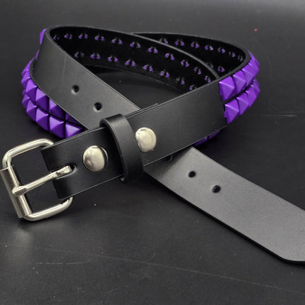 BT117-PPS  POWDER COATED PURPLE PYRAMID STUDDED BELT