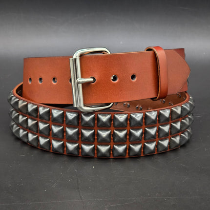 BT104BRN-BS  POWDER COATED GUN METAL PYRAMID STUDDED BELT