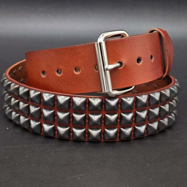 BT104BRN-BS  POWDER COATED GUN METAL PYRAMID STUDDED BELT
