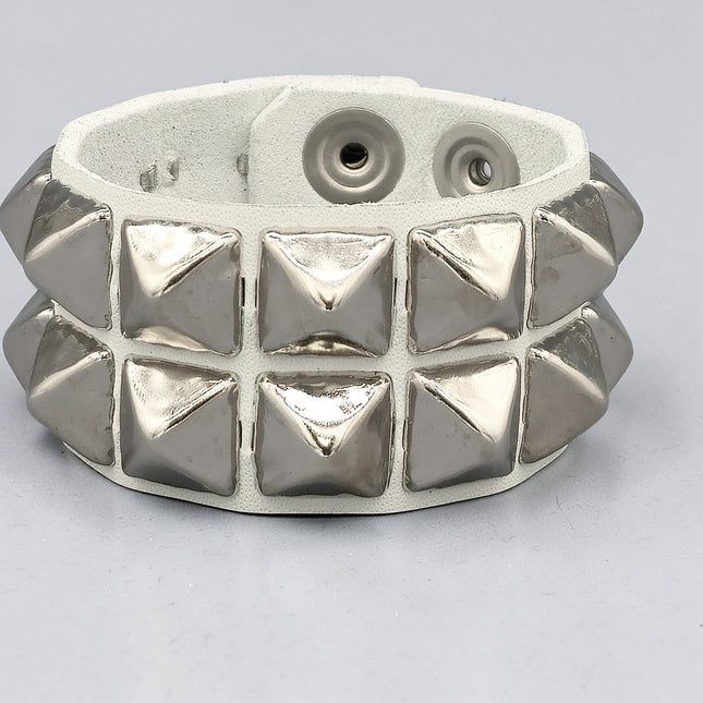 WHITE LEATHER PYRAMID STUDDED LEATHER  SNAP BRACELET