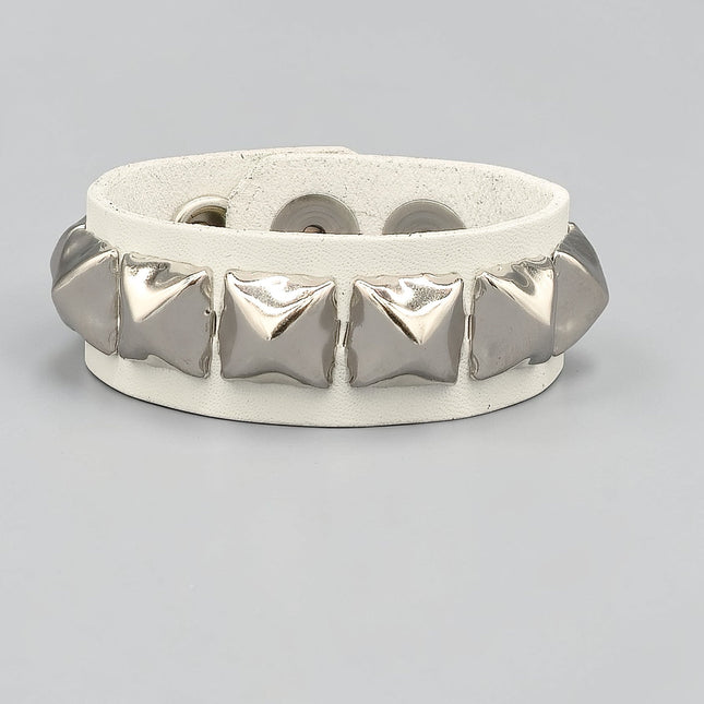 WHITE LEATHER PYRAMID STUDDED LEATHER  SNAP BRACELET