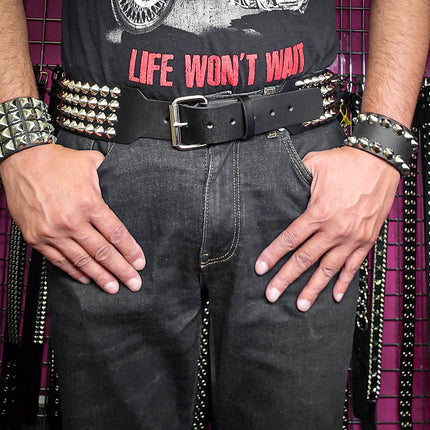BT143B-CON 4 ROW CONICAL STUDDEDBELT WITH NARROW HEAD ROLLER BUCKLE
