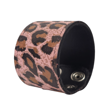 BC100CHEETAH GENUINE LEATHER LEOPARD CUFF SNAPPED BRACELET