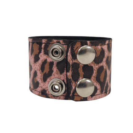 BC100CHEETAH GENUINE LEATHER LEOPARD CUFF SNAPPED BRACELET