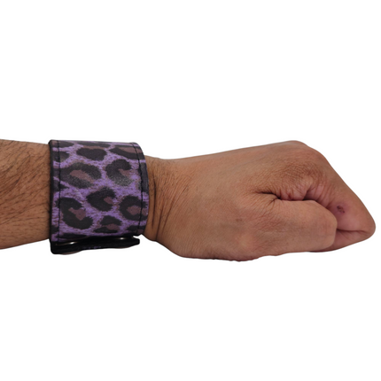 BC100CHEETAH GENUINE LEATHER LEOPARD CUFF SNAPPED BRACELET