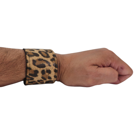 BC100CHEETAH GENUINE LEATHER LEOPARD CUFF SNAPPED BRACELET