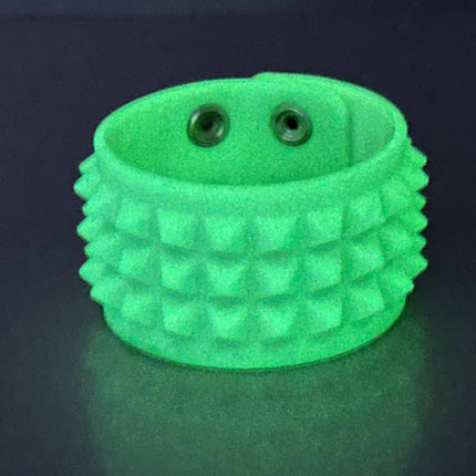BC107 SILICONE GLOW IN THE DARK BRACELET