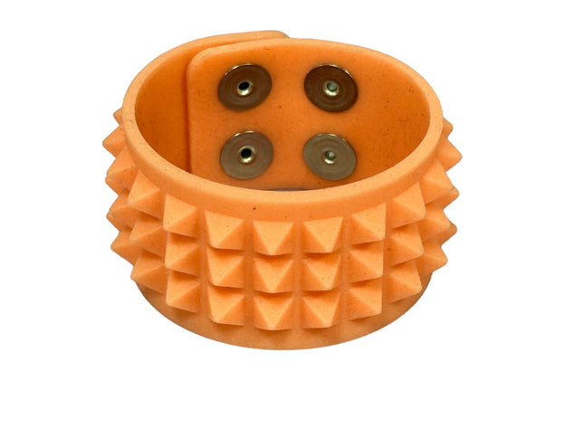 BC107 SILICONE GLOW IN THE DARK BRACELET