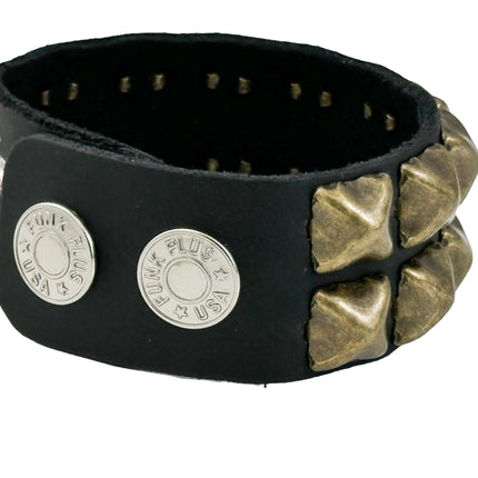 ANTIQUE SILVER PYRAMID STUDDED LEATHER  SNAP BRACELET