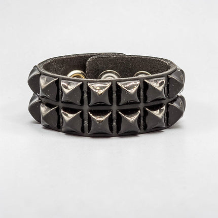 BC112 2 ROW 1/2" PYRAMID SNAP BRACELET GENUINE LEATHER