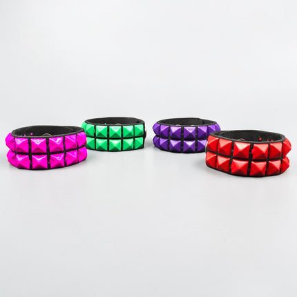 BC112 2 ROW 1/2" PYRAMID SNAP BRACELET GENUINE LEATHER