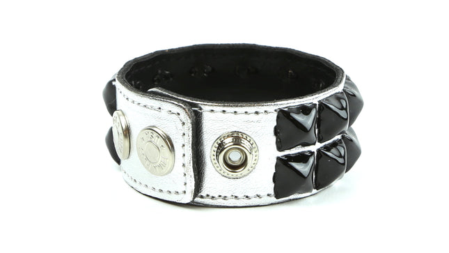 BC112P-SIL-BS SILVER PATENT BLACK PYRAMID STUD BRACELET