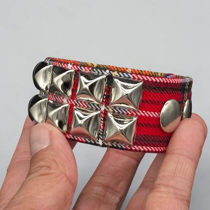 BC112PD PLAID 2 ROW PYRAMID STUDDED BRACELET CUFF