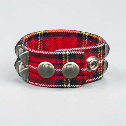 BC112PD PLAID 2 ROW PYRAMID STUDDED BRACELET CUFF