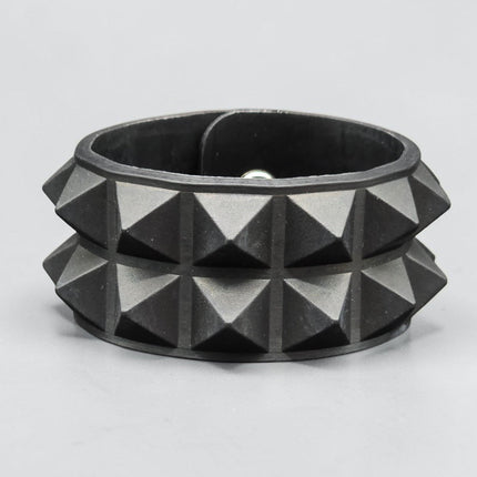 BC112RUB SILICONE RUBBER DOUBLE  ROW PYRAMID BRACELET