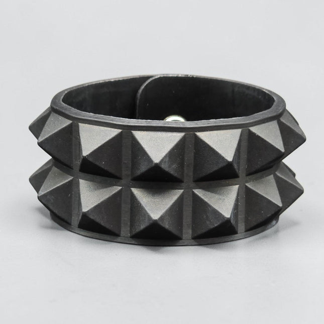 BC112RUB SILICONE RUBBER DOUBLE  ROW PYRAMID BRACELET