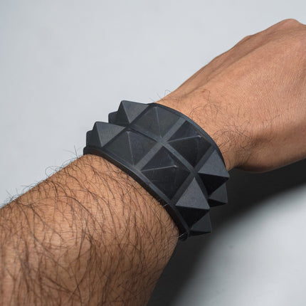 BC112RUB SILICONE RUBBER DOUBLE  ROW PYRAMID BRACELET