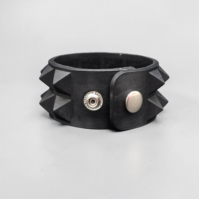 BC112RUB SILICONE RUBBER DOUBLE  ROW PYRAMID BRACELET