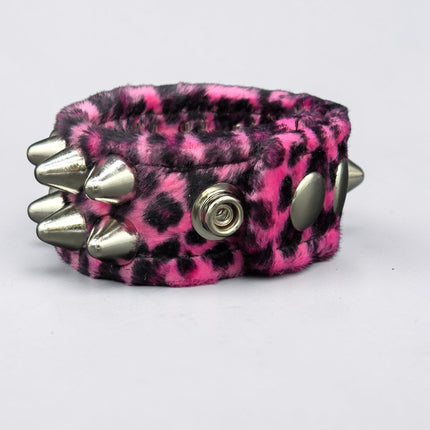 BC112UK77 LEOPARD TWO ROW FUZZY LEOPARD UK77  STUDDED BRACELET CUFF