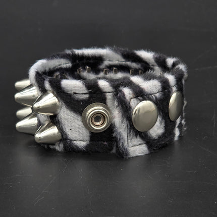 BC112UK77 LEOPARD TWO ROW FUZZY LEOPARD UK77  STUDDED BRACELET CUFF