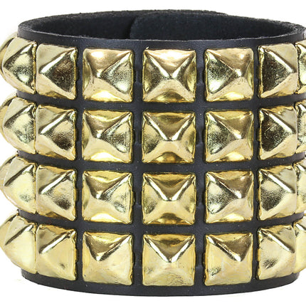 BC122 SNAP BRACELET WITH 4 ROW 1/2" PYRAMIDS