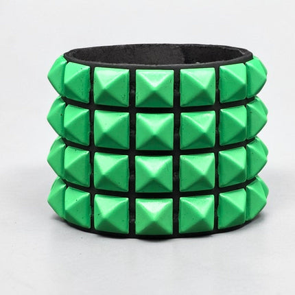 BC122 4 ROW 1/2" PYRAMIDS STUDDED SNAP BRACELET