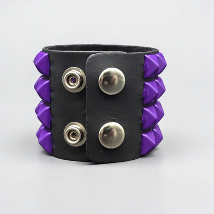 BC122 4 ROW 1/2" PYRAMIDS STUDDED SNAP BRACELET