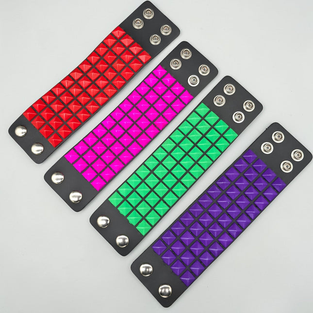 BC122 4 ROW 1/2" POWDER COATED PYRAMIDS STUDDED SNAP BRACELET