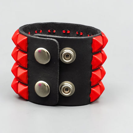 BC122 4 ROW 1/2" PYRAMIDS STUDDED SNAP BRACELET