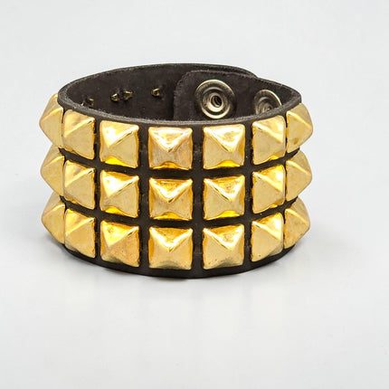 BC127 3 ROW 1/2" PYRAMID STUD SNAP BRACELET