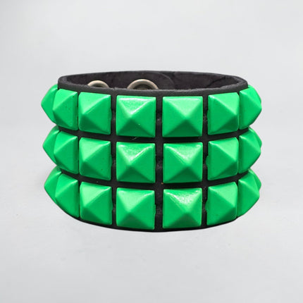 BC127 3 ROW 1/2" PYRAMID STUD SNAP BRACELET