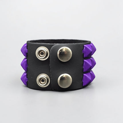 BC127 3 ROW 1/2" PYRAMID STUD SNAP BRACELET