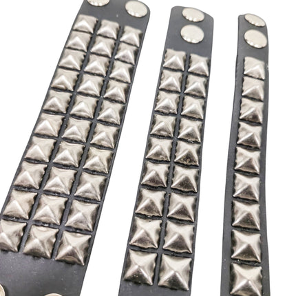 ANTIQUE SILVER PYRAMID STUDDED LEATHER  SNAP BRACELET
