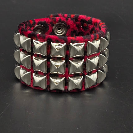 BC127LEOPARD THREE ROW FUZZY LEOPARD  PYRAMID STUDDED BRACELET CUFF