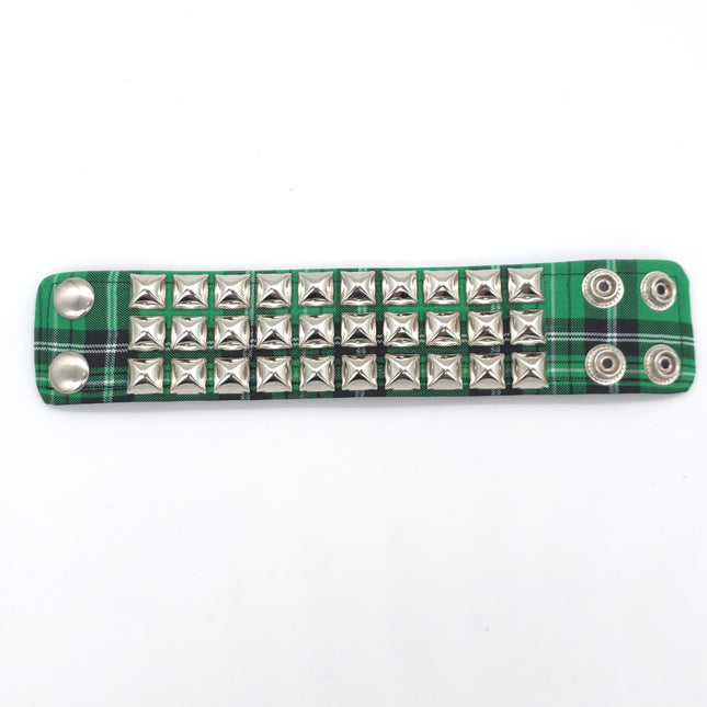 BC127PD PLAID 3 ROW PYRAMID STUDDED BRACELET