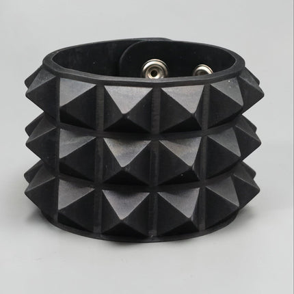 BC127RUB SILICONE RUBBER THREE ROW PYRAMID BRACELET