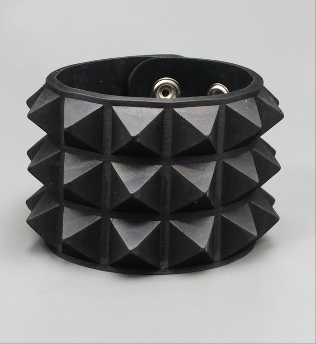 BC127RUB SILICONE RUBBER THREE ROW PYRAMID BRACELET