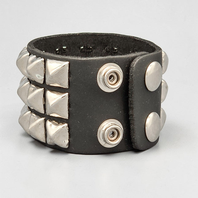 BC127 3 ROW 1/2" PYRAMID STUD SNAP BRACELET