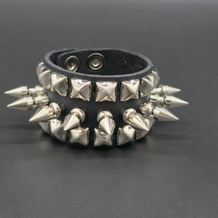 BC138 1/2" PYRAMID STUUDED 1" SPIKE BRACELET