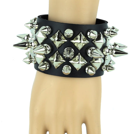 BC140 DIAMOND STUD 1" AND 1/2" SPIKE CUFF